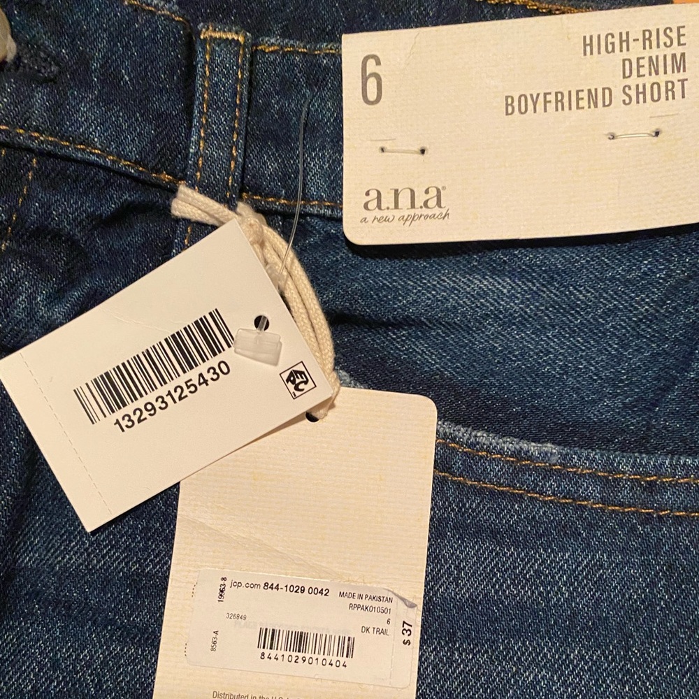 NWT A.N.A. High Rise Midi Short 5” inseam size 6 - Picture 4 of 4